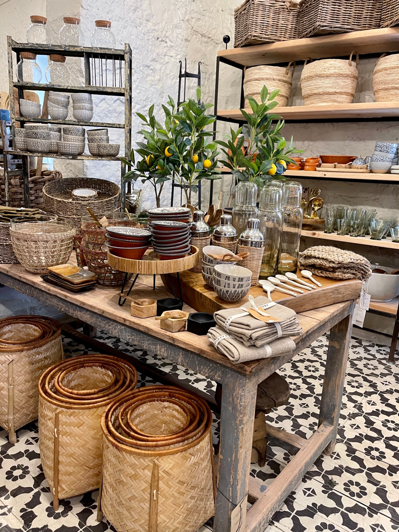 Baskets & bowls