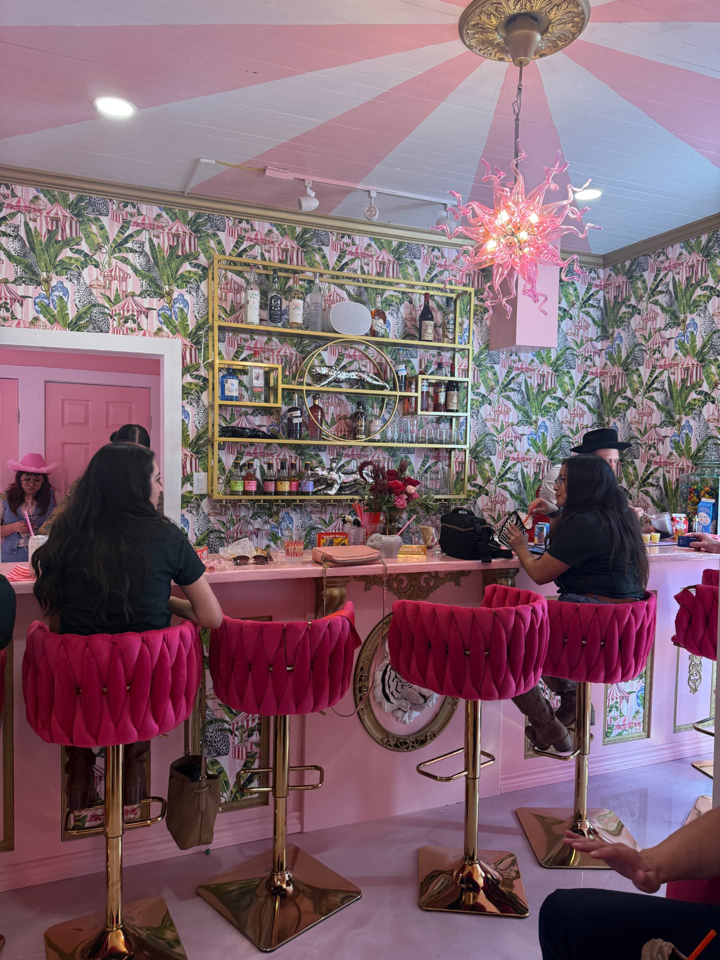 Inside Brooke's Bubble Bar